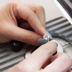 Placing-Ring-On-Appraisal_Microscope