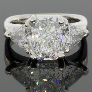 Sparkle-Diamond-ring