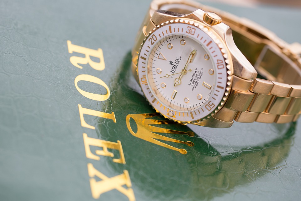 Factor-Effecting-Selling-Rolex