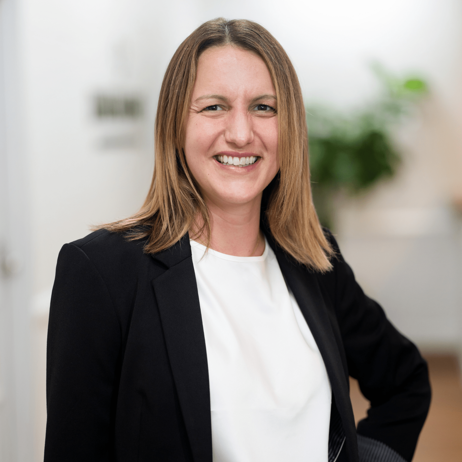 Sicily Von Vverfelt, Regional Director of Diamond Banc, Missouri Market