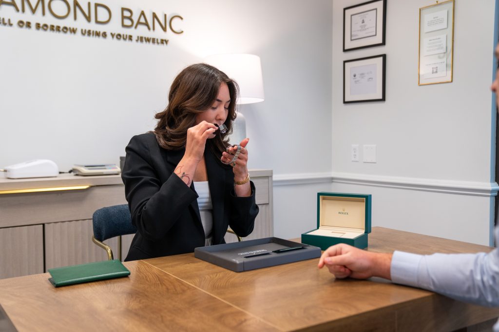 Stephanie Sainz meeting with a client at Diamond Banc, Coral Gables