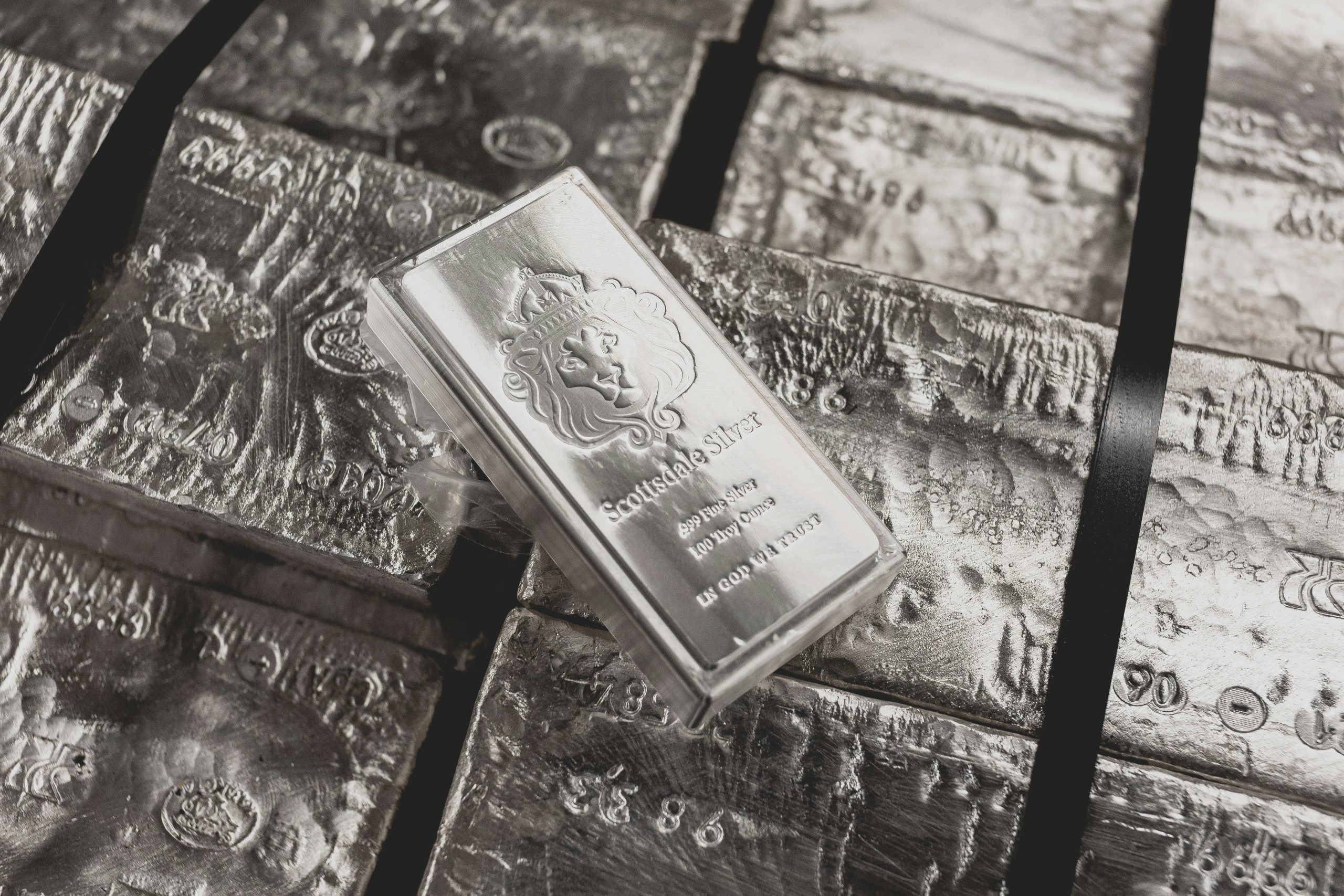 Platinum bullion
